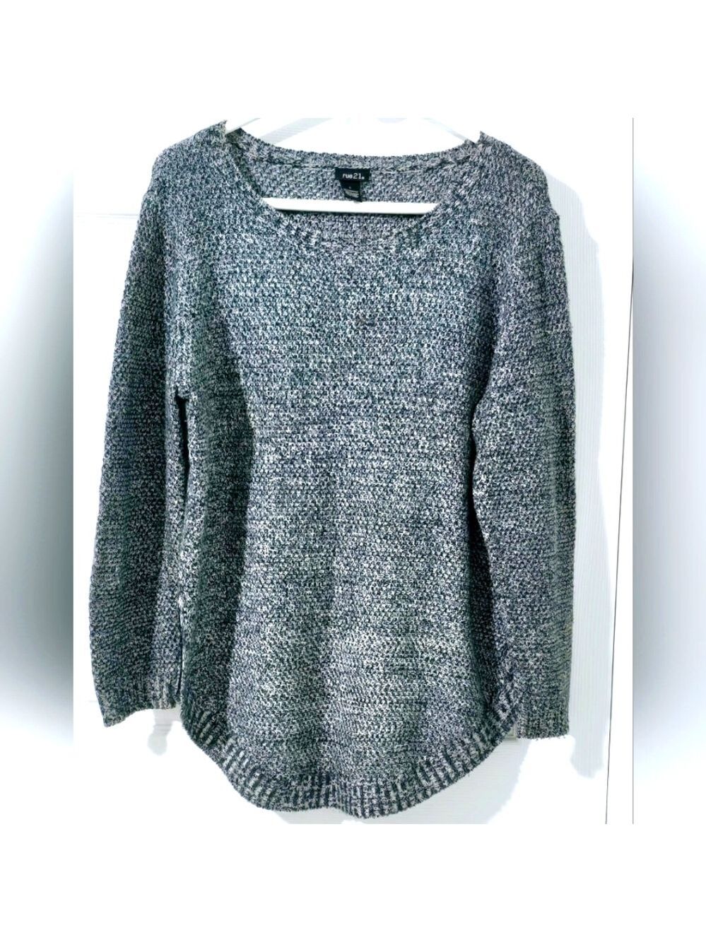 rue21 Women's Side Split Sweater Size L